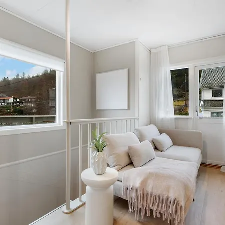 Stunning Views - Free Parking - Private Terrace Appartement *
